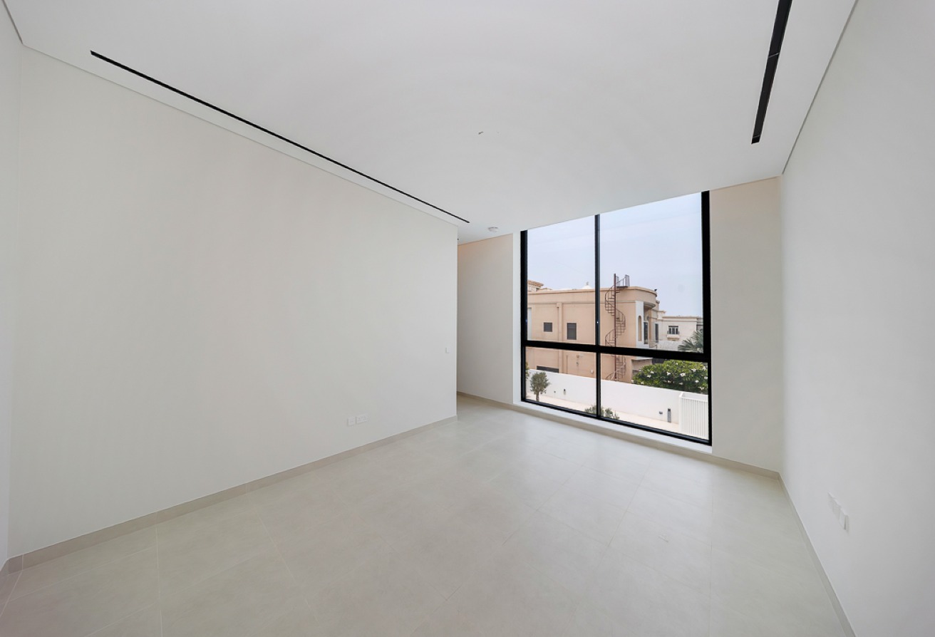 5 bedroom villa in Al Manara: 16