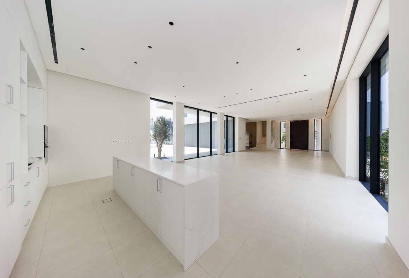 5 bedroom villa in Al Manara: 22