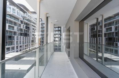 Apartment - 1 Bedroom - 1 Bathroom for rent in Oasis 1 - Oasis Residences - Masdar City - Abu Dhabi