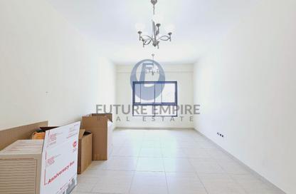 Apartment - 2 - 3 for rent in Yasmeen Building - Al Jaddaf - Dubai