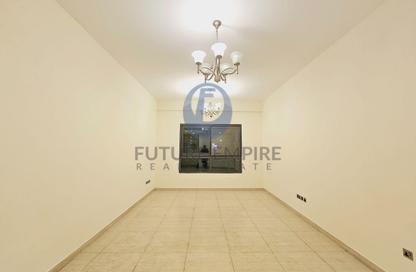 Apartment - 2 - 3 for rent in Yasmeen Building - Al Jaddaf - Dubai