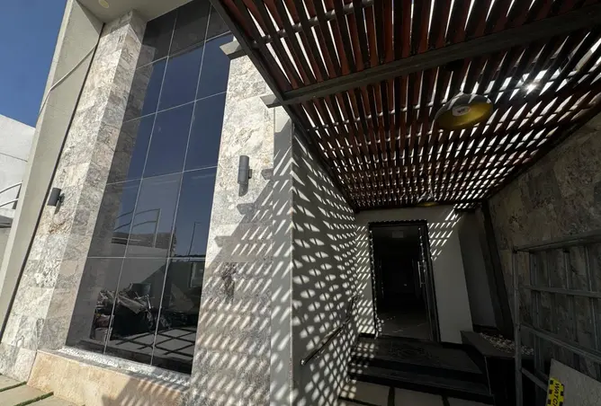 150898204 - Property Image 3