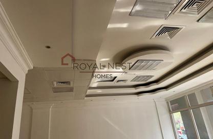 Shop - Studio - 1 Bathroom for rent in Building Y03 - England Cluster - International City - Dubai