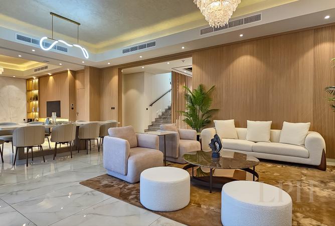 Fully Upgraded | Private Pool | Prime Location