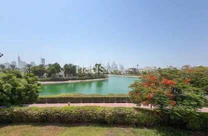 Villa - 5 Bedrooms - 5 Bathrooms for rent in Meadows 5 - Meadows - Dubai