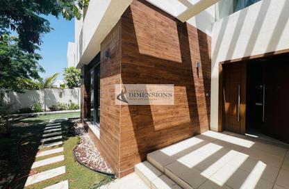 Villa - 5 Bedrooms - 7 Bathrooms for rent in West Yas - Yas Island - Abu Dhabi