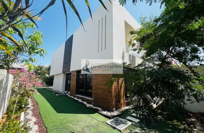 Villa - 5 Bedrooms - 7 Bathrooms for rent in West Yas - Yas Island - Abu Dhabi