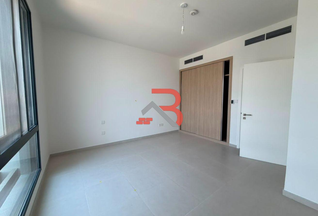 Motivated Owner | Corner | Close to Pool & Park photo 12