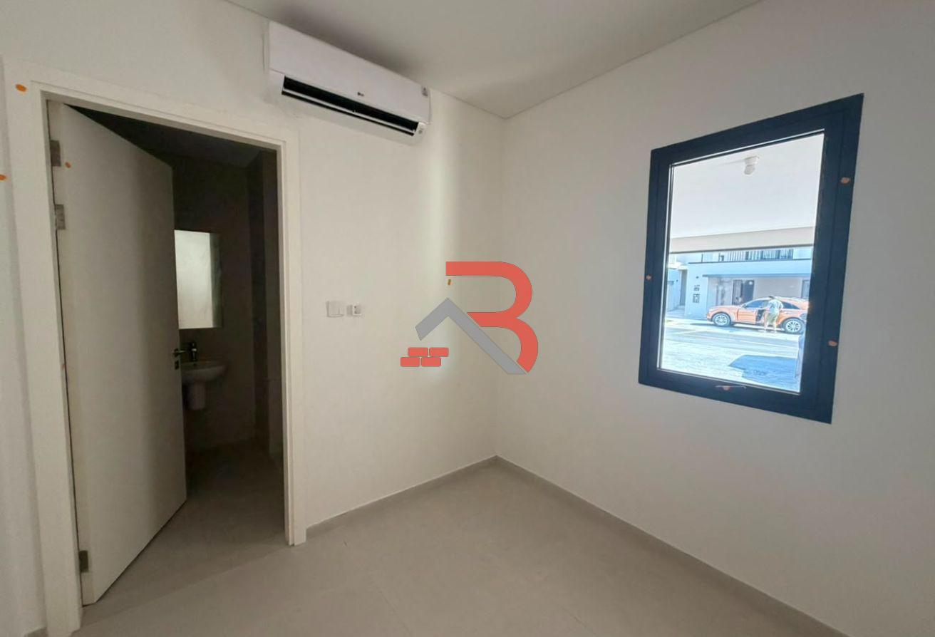 Motivated Owner | Corner | Close to Pool & Park photo 18