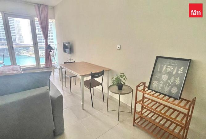 FURNISHED I PRIME LOCATION I LAKE VIEW photo 2