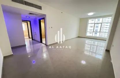 Apartment - 2 Bedrooms - 2 Bathrooms for rent in Al Khan Corniche - Al Khan - Sharjah