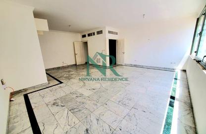 Apartment - 3 Bedrooms - 4 Bathrooms for rent in Al Khalidiya - Abu Dhabi