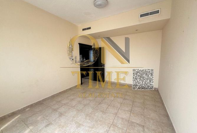 69494405 - Property Image 2