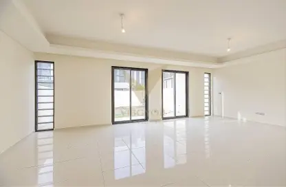 تاون هاوس - 5 غرف نوم - 5 حمامات للبيع في برايم روز - داماك هيلز 2 - دبي