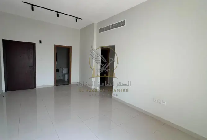 145077404 - Property Image 3