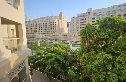 Apartment - 2 Bedrooms - 2 Bathrooms for rent in Al Hamri - Shoreline Apartments - Palm Jumeirah - Dubai
