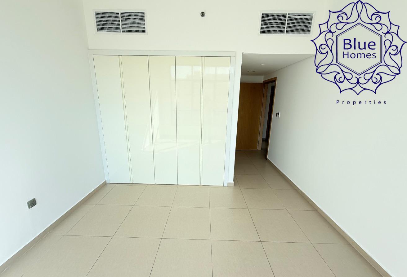 Spacious 3BHK | 21 Days Free| 12 Cheques photo 6