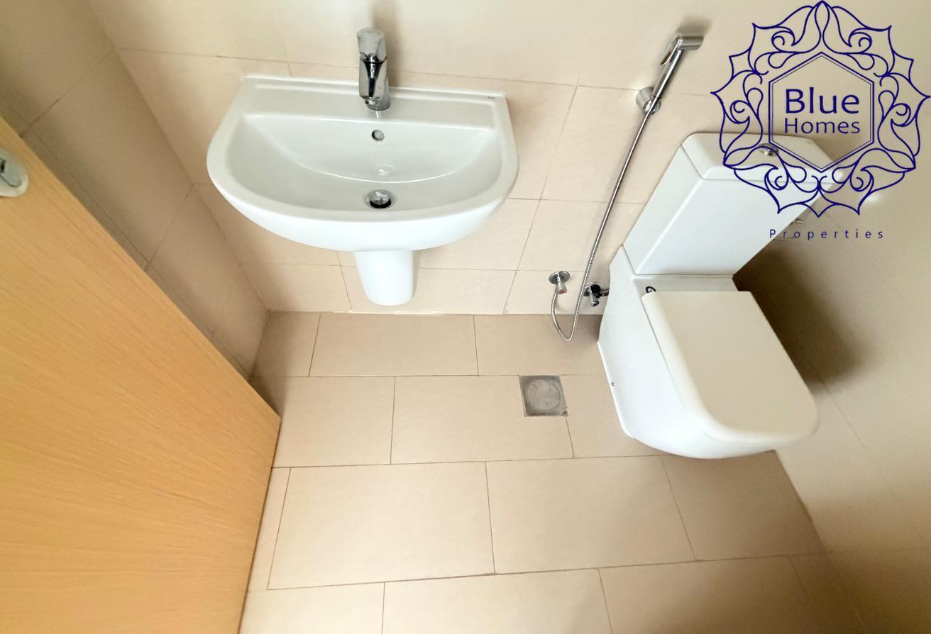 Spacious 3BHK | 21 Days Free| 12 Cheques photo 17