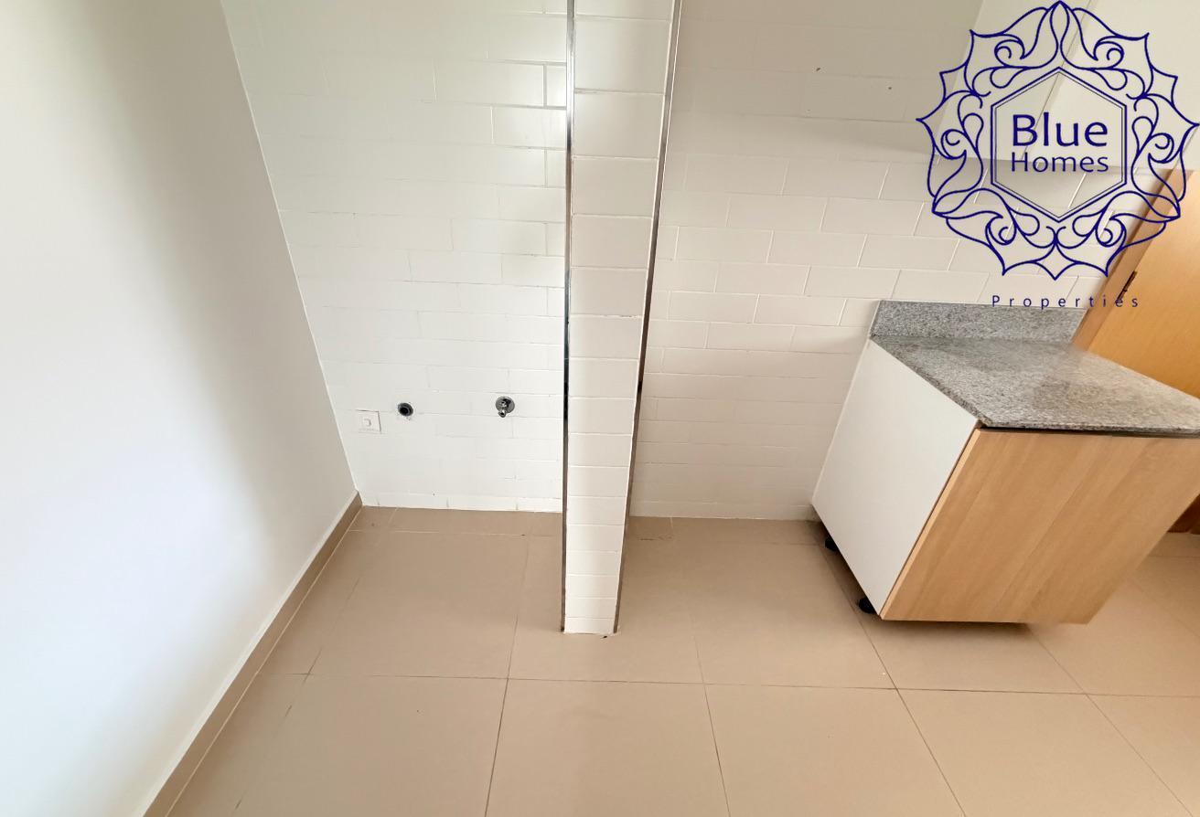 Spacious 3BHK | 21 Days Free| 12 Cheques photo 14