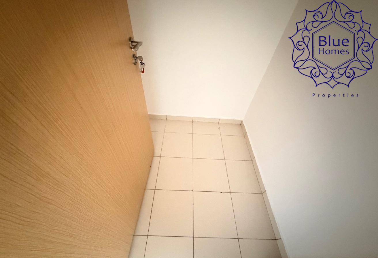 Spacious 3BHK | 21 Days Free| 12 Cheques photo 15