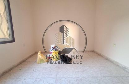 Apartment - 1 - 1 for rent in Fire Station Road - Muwaileh - Sharjah