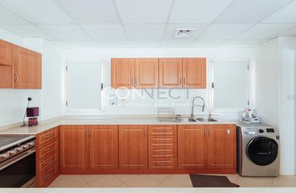 Townhouse - 4 Bedrooms - 3 Bathrooms for rent in The Townhouses at Al Hamra Village - Al Hamra Village - Ras Al Khaimah