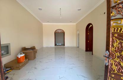 Villa - 7+ Bedrooms - 7+ Bathrooms for rent in Julfar - Ras Al Khaimah