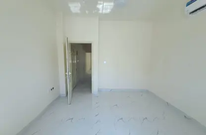 شقة - غرفة نوم - 1 حمام للايجار في مبنى مويلح - مويلح - الشارقة