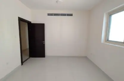 Apartment - 1 Bedroom - 1 Bathroom for rent in Muwailih Building - Muwaileh - Sharjah