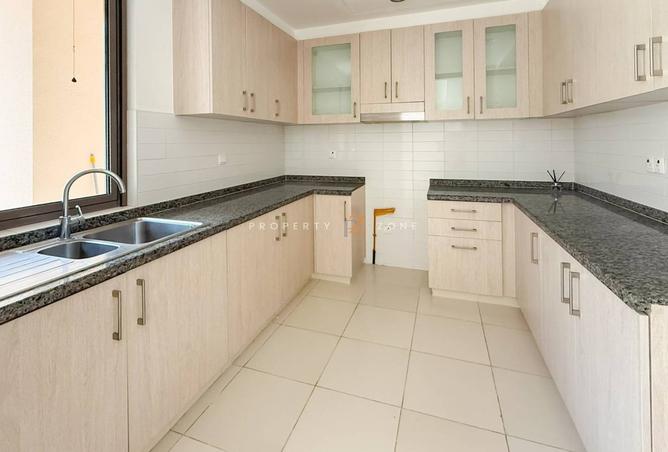 120165076 - Property Image 3