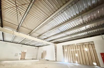 Warehouse - Studio - 2 Bathrooms for rent in Al Quoz Industrial Area 1 - Al Quoz Industrial Area - Al Quoz - Dubai Warehouse - Studio - 2 Bathrooms for rent in Al Quoz Industrial Area 1 - Al Quoz Industrial Area - Al Quoz - Dubai