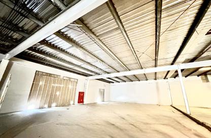 Warehouse - Studio - 2 Bathrooms for rent in Al Quoz Industrial Area 1 - Al Quoz Industrial Area - Al Quoz - Dubai Warehouse - Studio - 2 Bathrooms for rent in Al Quoz Industrial Area 1 - Al Quoz Industrial Area - Al Quoz - Dubai