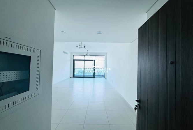 97365975 - Property Image 3