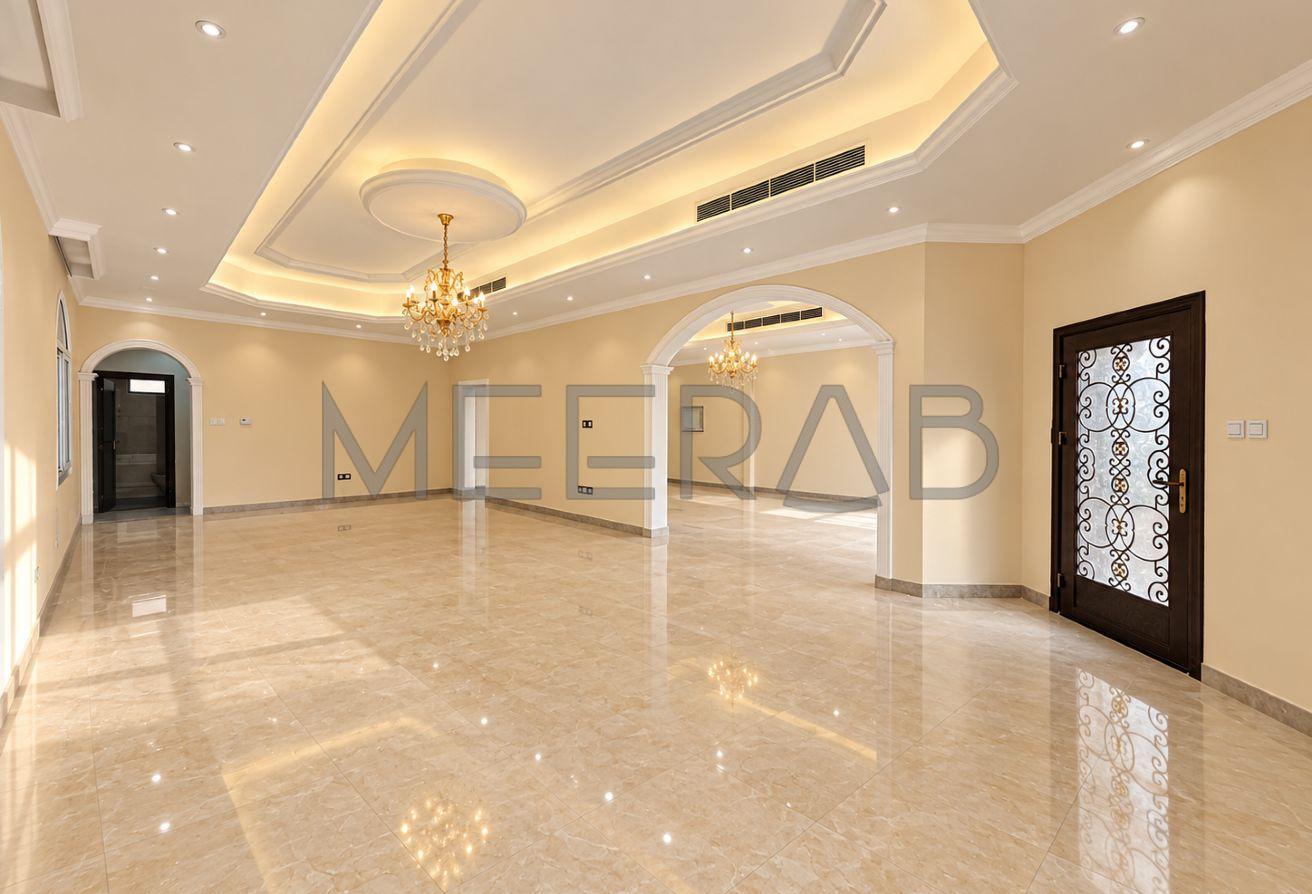 WELL MAINTIANED | SPACIOUS VILLA | SERVANT BLOCK photo 3