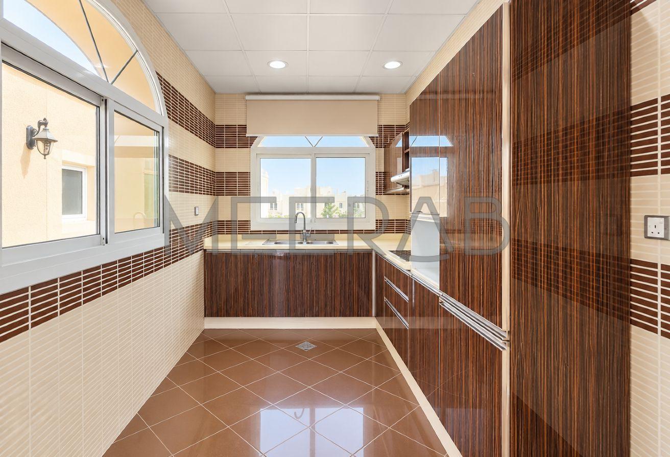 WELL MAINTIANED | SPACIOUS VILLA | SERVANT BLOCK photo 10