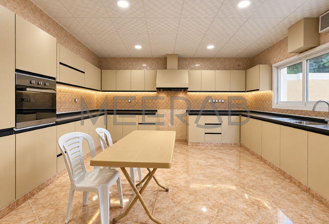 WELL MAINTIANED | SPACIOUS VILLA | SERVANT BLOCK photo 6