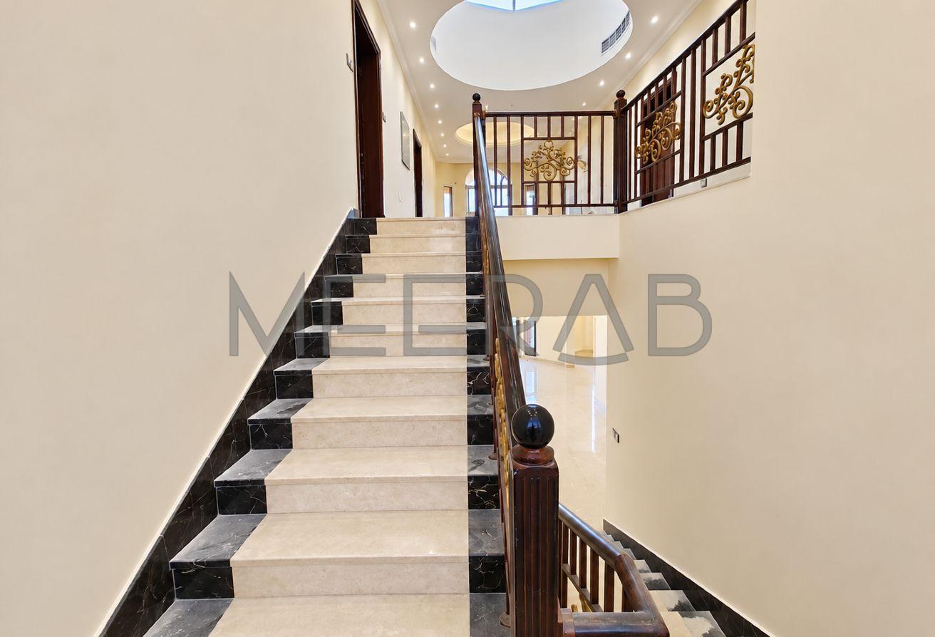 WELL MAINTIANED | SPACIOUS VILLA | SERVANT BLOCK photo 8