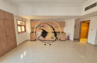 Apartment - Studio - 1 for rent in Fire Station Road - Muwaileh - Sharjah