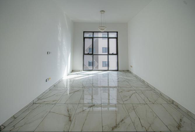 121102501 - Property Main Image