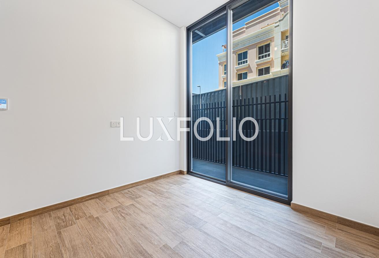 Multiple Cheque | Large Layout | Vacant Now photo 8