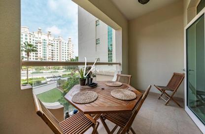 Apartment - 2 Bedrooms - 2 Bathrooms for sale in Al Tamr - Shoreline Apartments - Palm Jumeirah - Dubai