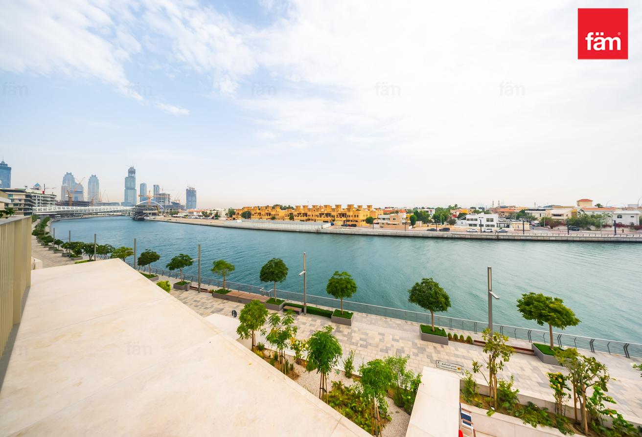 Exclusive | Brand New | Full Canal View photo 30