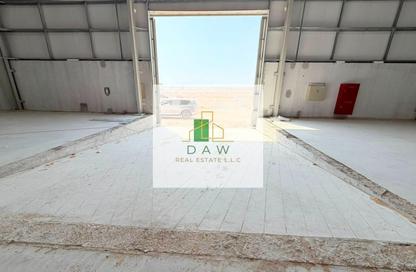 Warehouse - Studio - 1 Bathroom for rent in Umm Dir - Umm Al Quwain