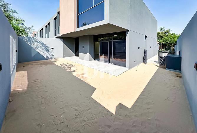 73119070 - Property Main Image