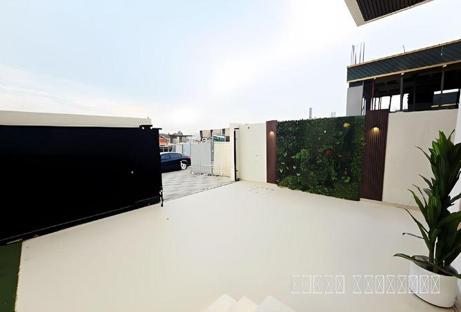 79003308 - Property Image 3