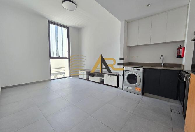 103692138 - Property Image 2