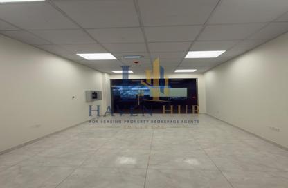 Shop - Studio - 1 for rent in Al Karama Sqaure - Al Karama - Dubai