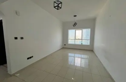 Apartment - 1 Bedroom - 2 Bathrooms for rent in Al Majaz 3 - Al Majaz - Sharjah