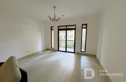 Apartment - 2 Bedrooms - 3 Bathrooms for rent in Yansoon 4 - Yansoon - Old Town - Downtown Dubai - Dubai