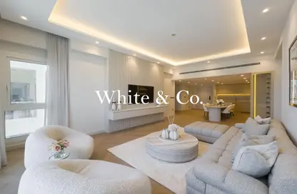 Apartment - 2 Bedrooms - 4 Bathrooms for rent in Marina Residences 2 - Marina Residences - Palm Jumeirah - Dubai